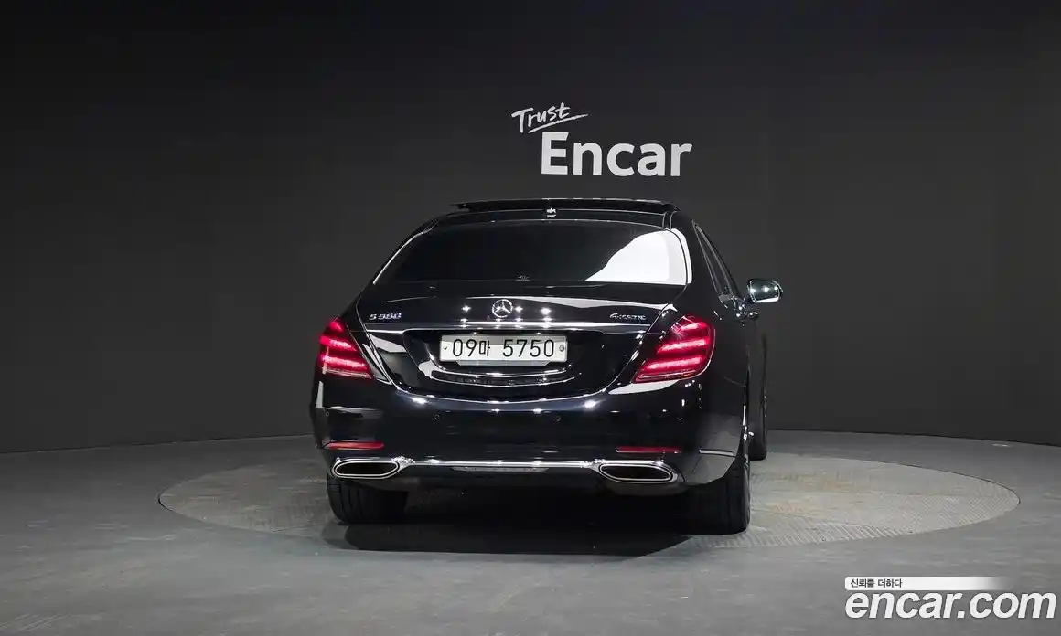 Mercedes-Benz S-Class 2018 4.0 гидро, фото 4 Mercedes-Benz S-Class 2018 4.0 гидро, фото 4
