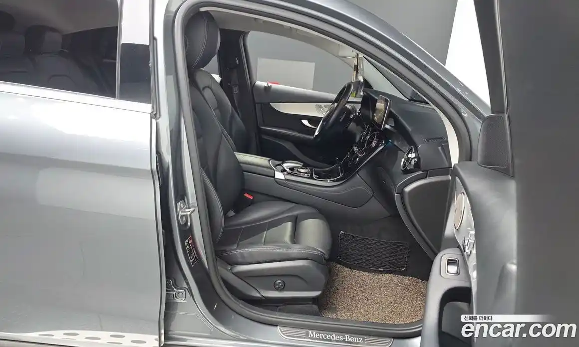 Mercedes-Benz GLC-Class 2018 2.1 гидро, фото 11 Mercedes-Benz GLC-Class 2018 2.1 гидро, фото 11