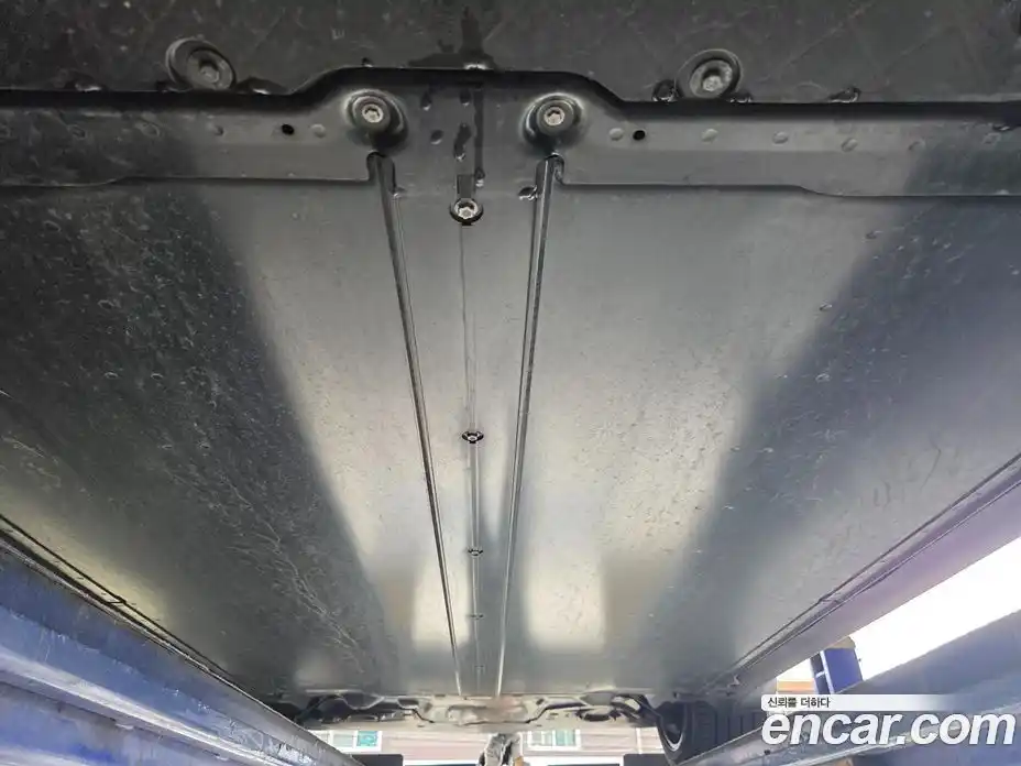 Tesla Model Y 2025 автомат (гидро), фото 20 Tesla Model Y 2025 автомат (гидро), фото 20