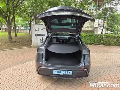 Tesla Model Y 2025 автомат (гидро), миниатюра 5 Tesla Model Y 2025 автомат (гидро), миниатюра 5