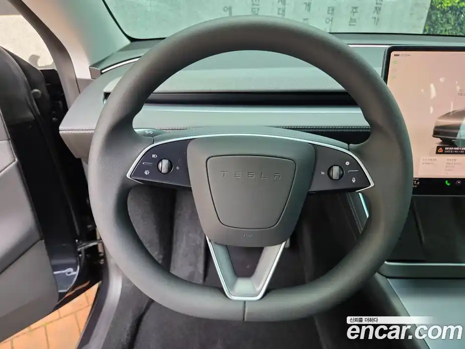 Tesla Model Y 2025 автомат (гидро), фото 10 Tesla Model Y 2025 автомат (гидро), фото 10