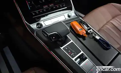 Audi A6 2023 2.0 автомат (гидро), миниатюра 12