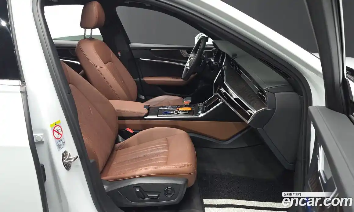 Audi A6 2023 2.0 автомат (гидро), фото 17