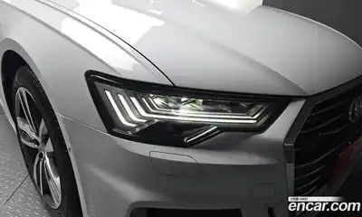 Audi A6 2023 2.0 автомат (гидро), миниатюра 8