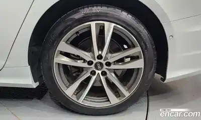 Audi A6 2022 2.0 автомат (гидро), миниатюра 7