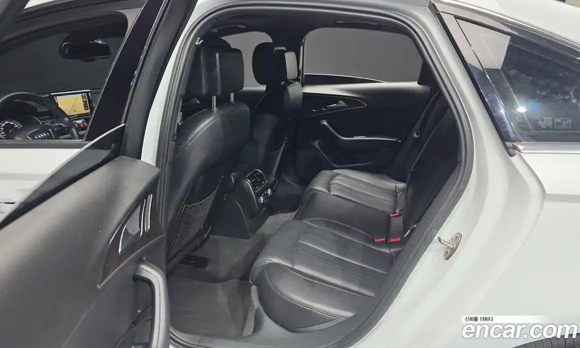 Audi A6 2018 2.0 автомат (гидро), фото 11