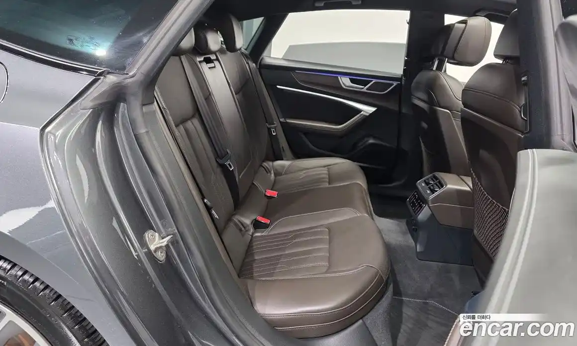 Audi A7 2022 3.0 автомат (гидро), фото 12
