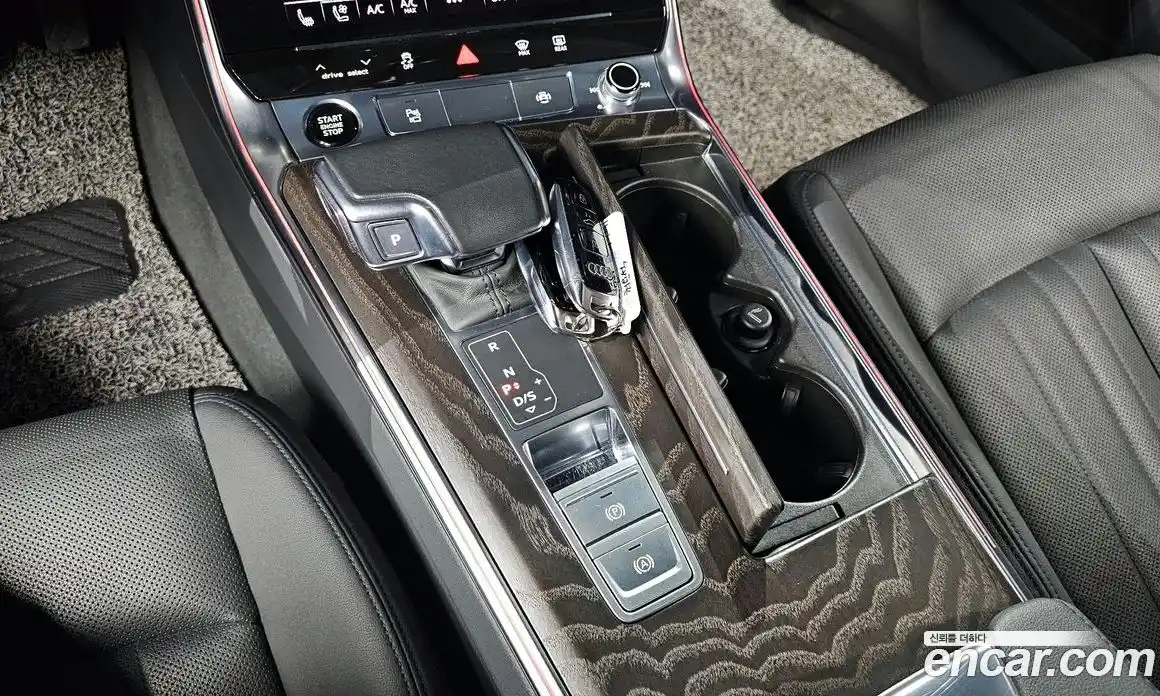 Audi A6 2021 2.0 автомат (гидро), фото 9