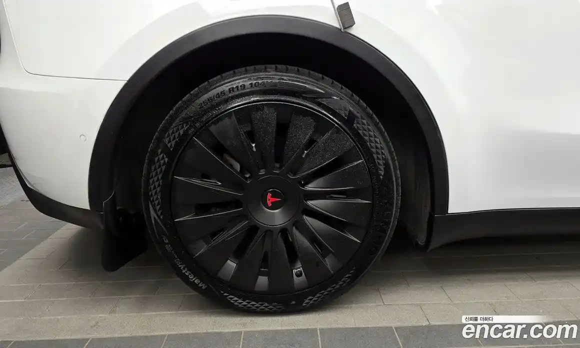 Tesla Model Y 2021 0.2 автомат (гидро), фото 5 Tesla Model Y 2021 0.2 автомат (гидро), фото 5