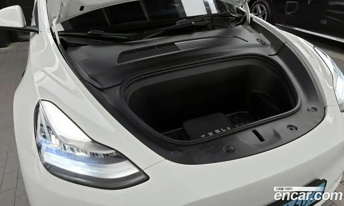 Tesla Model Y 2021 0.2 автомат (гидро), фото 6 Tesla Model Y 2021 0.2 автомат (гидро), фото 6