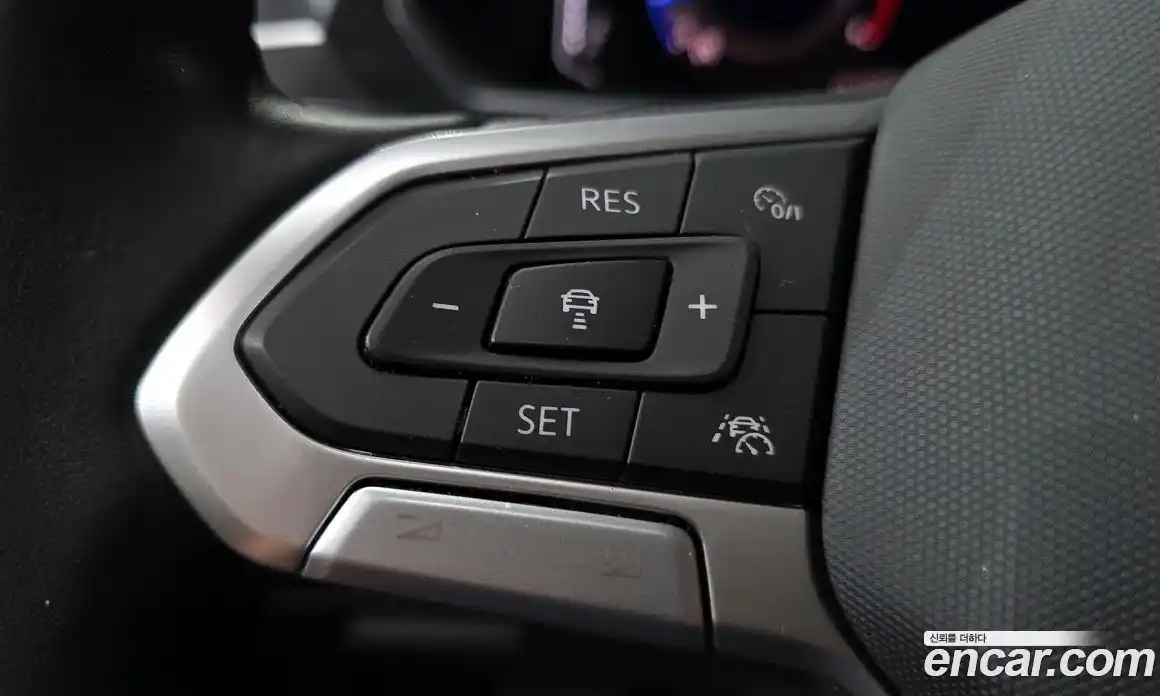 Volkswagen Tiguan 2022 2.0 автомат (гидро), фото 31