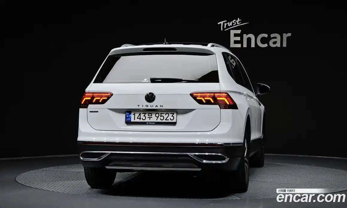 Volkswagen Tiguan 2022 2.0 автомат (гидро), фото 4