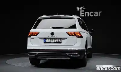 Volkswagen Tiguan 2022 2.0 автомат (гидро), миниатюра 4