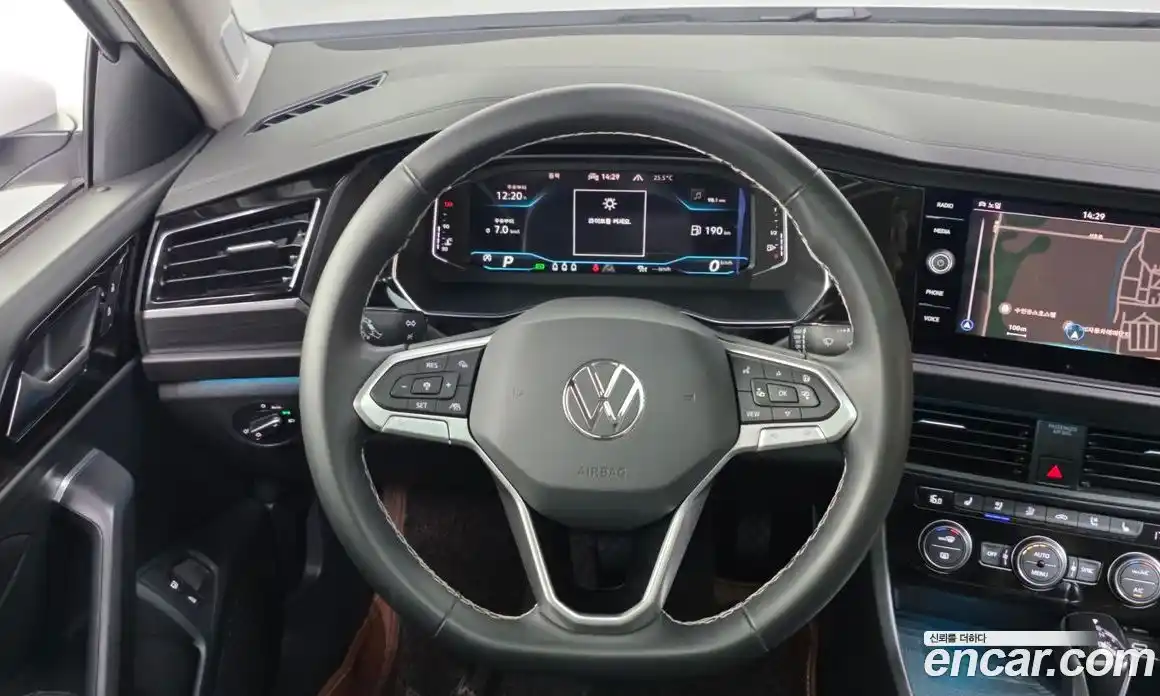 Volkswagen Jetta 2023 1.5 автомат (гидро), фото 19