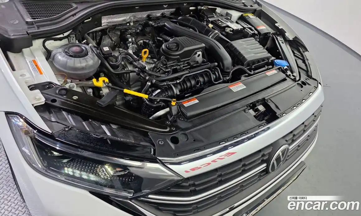 Volkswagen Jetta 2023 1.5 автомат (гидро), фото 6