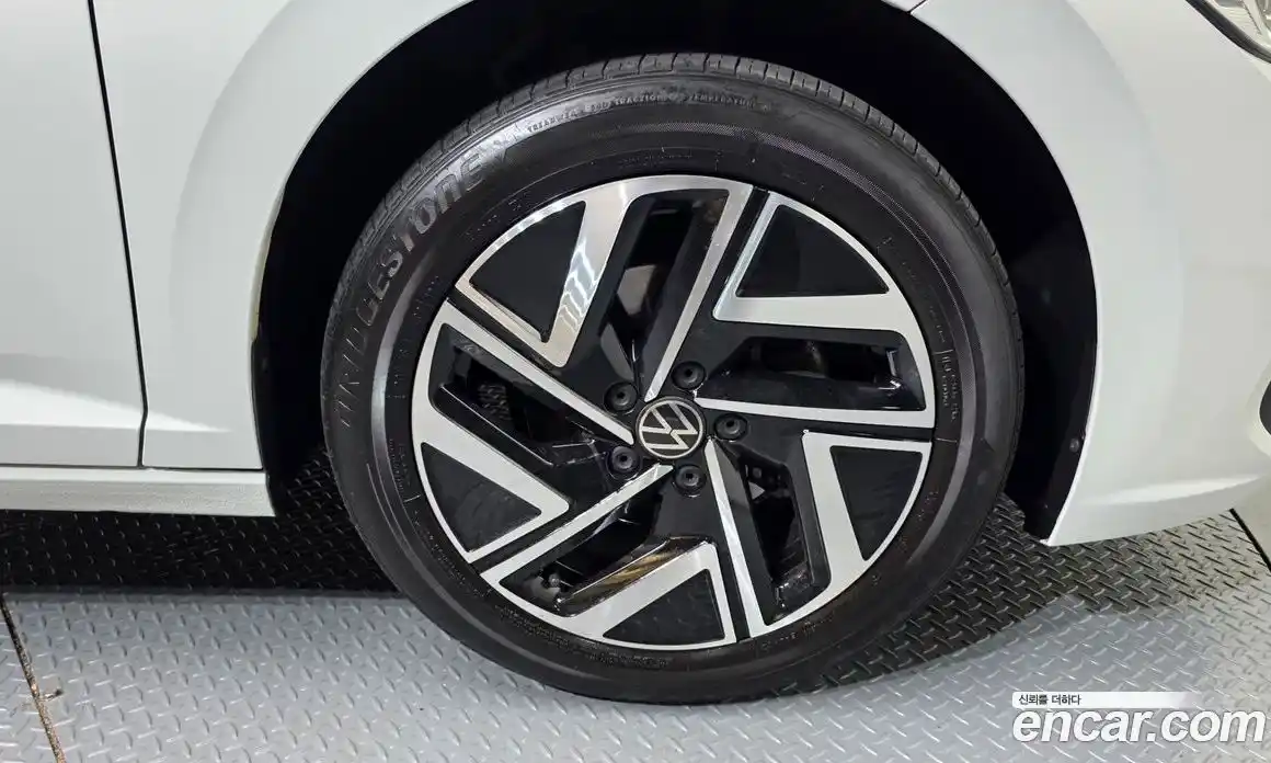 Volkswagen Jetta 2023 1.5 автомат (гидро), фото 7