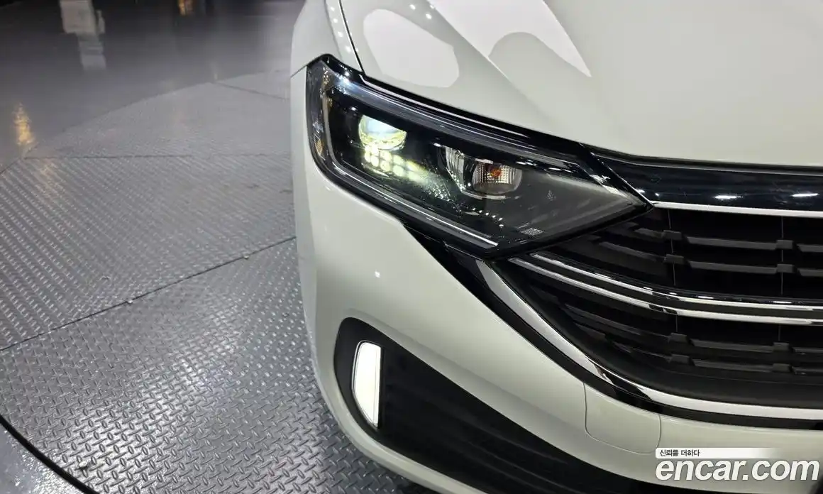 Volkswagen Jetta 2023 1.5 автомат (гидро), фото 8