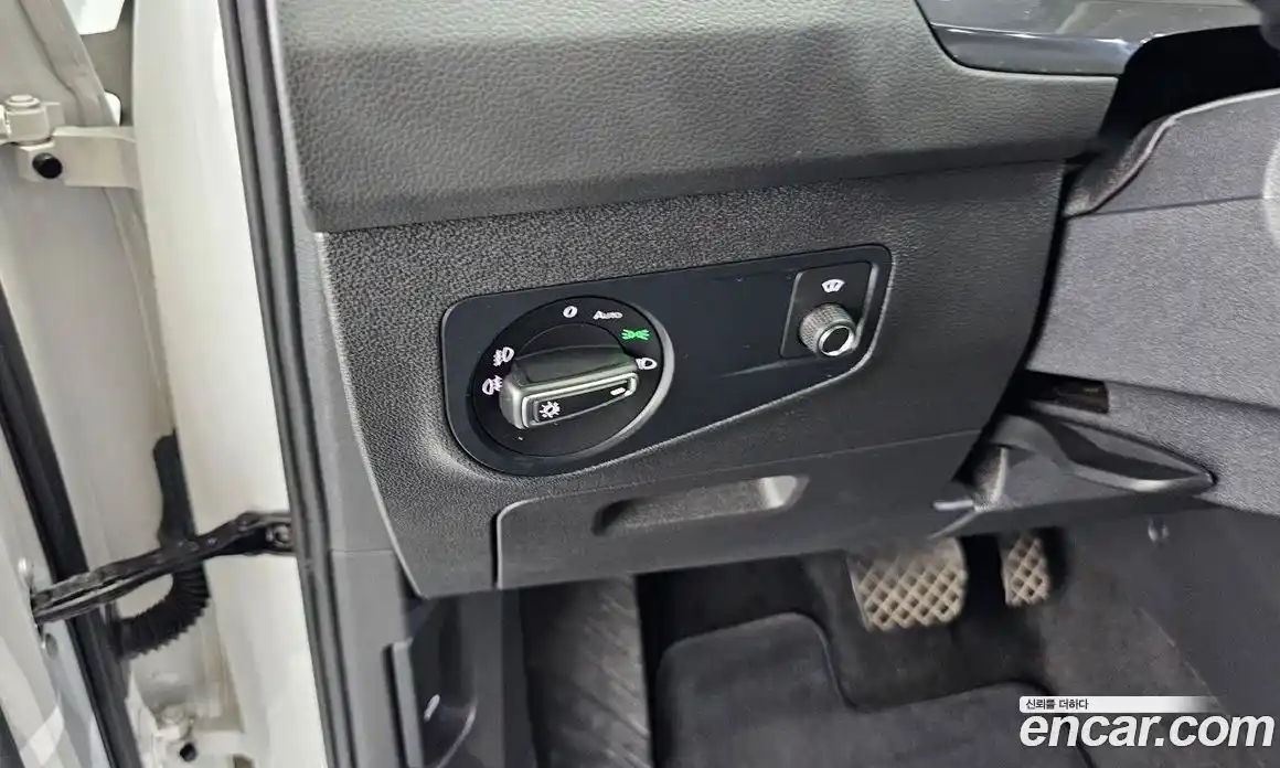 Volkswagen Tiguan 2019 2.0 автомат (гидро), фото 28