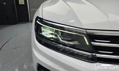 Volkswagen Tiguan 2019 2.0 автомат (гидро), миниатюра 8