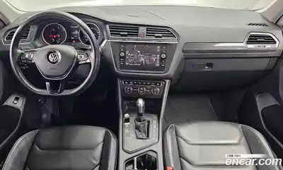 Volkswagen Tiguan 2019 2.0 автомат (гидро), миниатюра 10