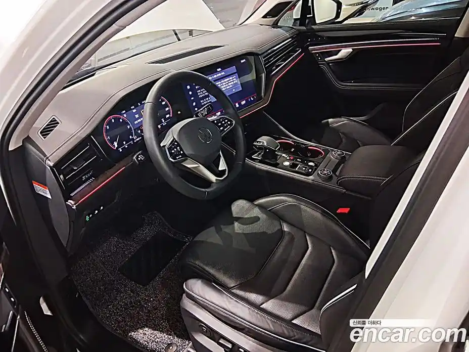 Volkswagen Touareg 2024 3.0 автомат (гидро), фото 11