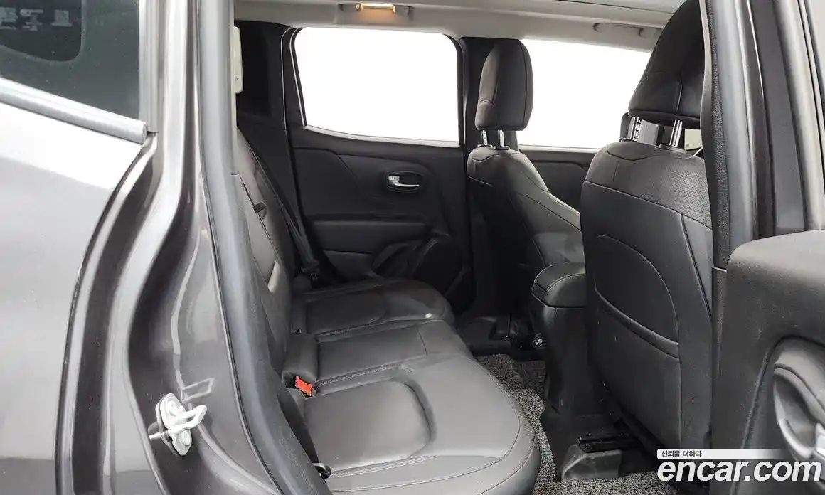 Jeep Renegade 2020 2.4 автомат (гидро), фото 17