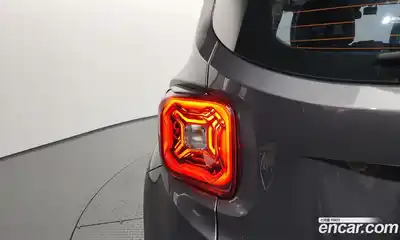 Jeep Renegade 2020 2.4 автомат (гидро), миниатюра 9
