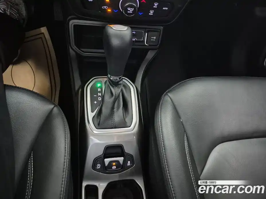 Jeep Renegade 2020 1.6 автомат (гидро), фото 14