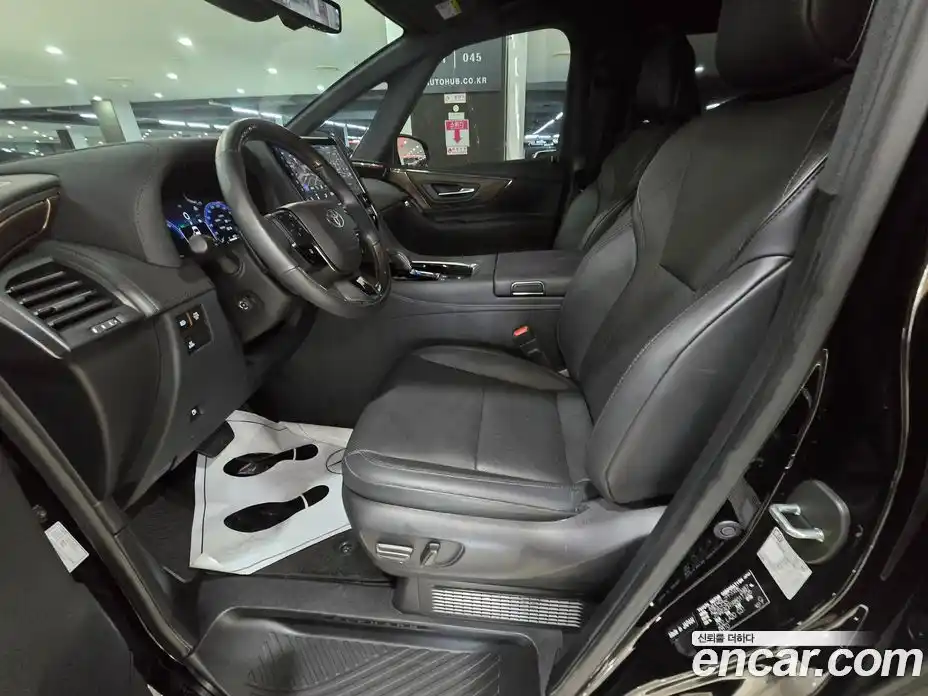Toyota Alphard 2023 2.5 автомат (гидро), фото 13 Toyota Alphard 2023 2.5 автомат (гидро), фото 13