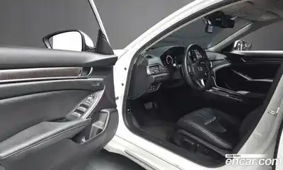 Honda Accord 2019 2.0 автомат (гидро), миниатюра 12