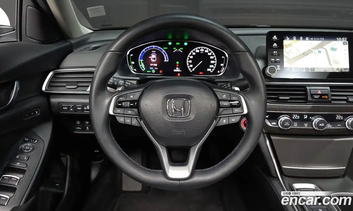 Honda Accord 2019 2.0 автомат (гидро), фото 19