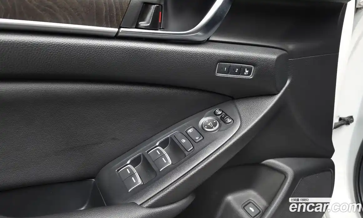 Honda Accord 2019 2.0 автомат (гидро), фото 25