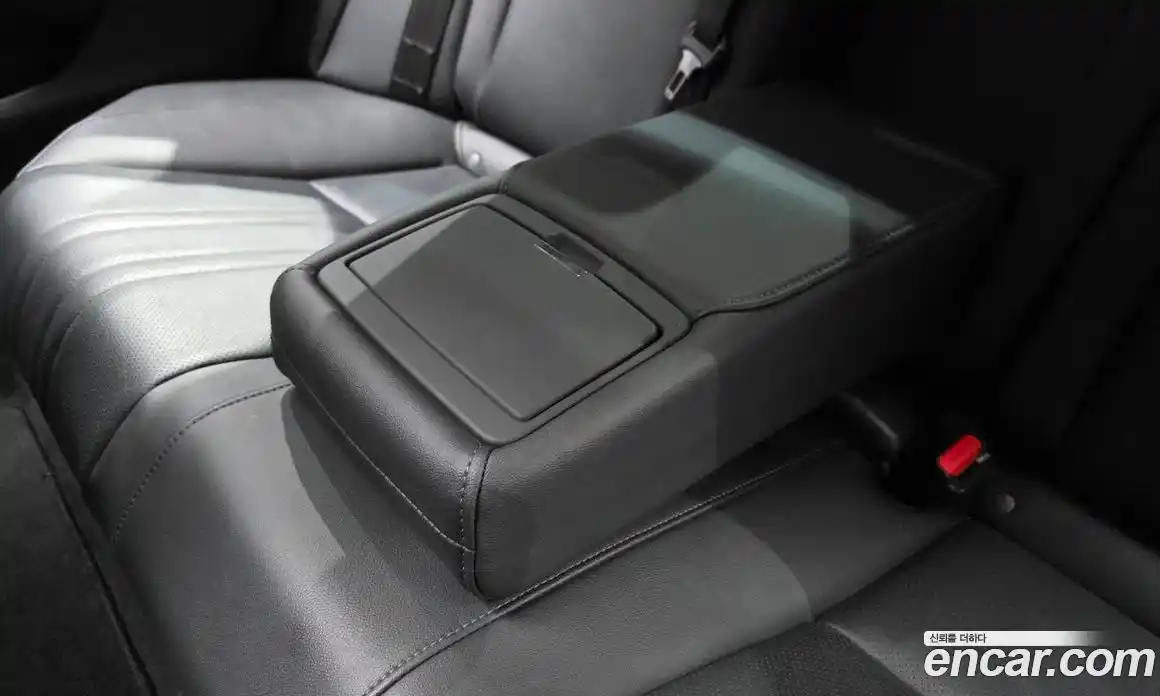 Honda Accord 2019 2.0 автомат (гидро), фото 30