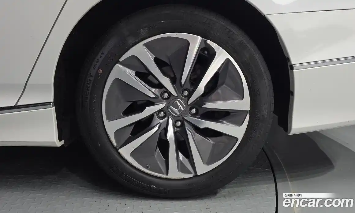 Honda Accord 2019 2.0 автомат (гидро), фото 6