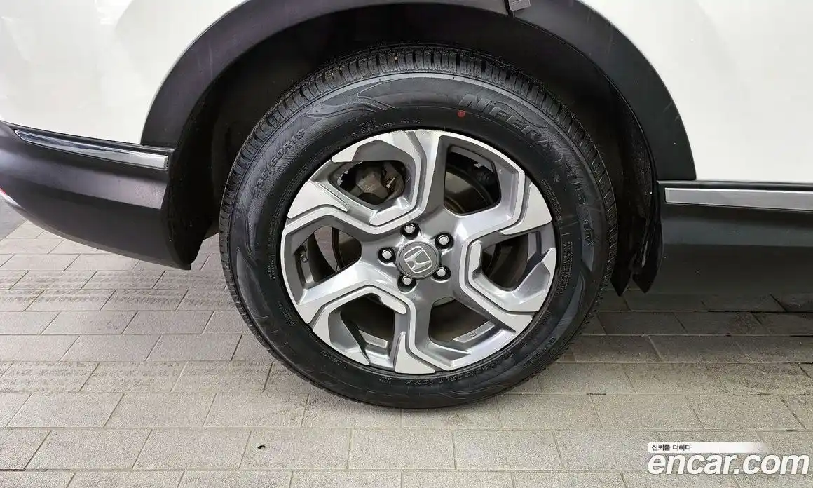 Honda CR-V 2019 1.5 автомат (гидро), фото 5