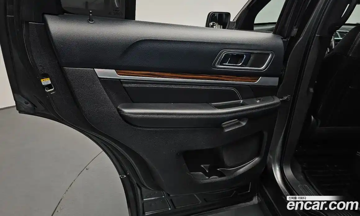 Ford Explorer 2015 2.3 автомат (гидро), фото 14