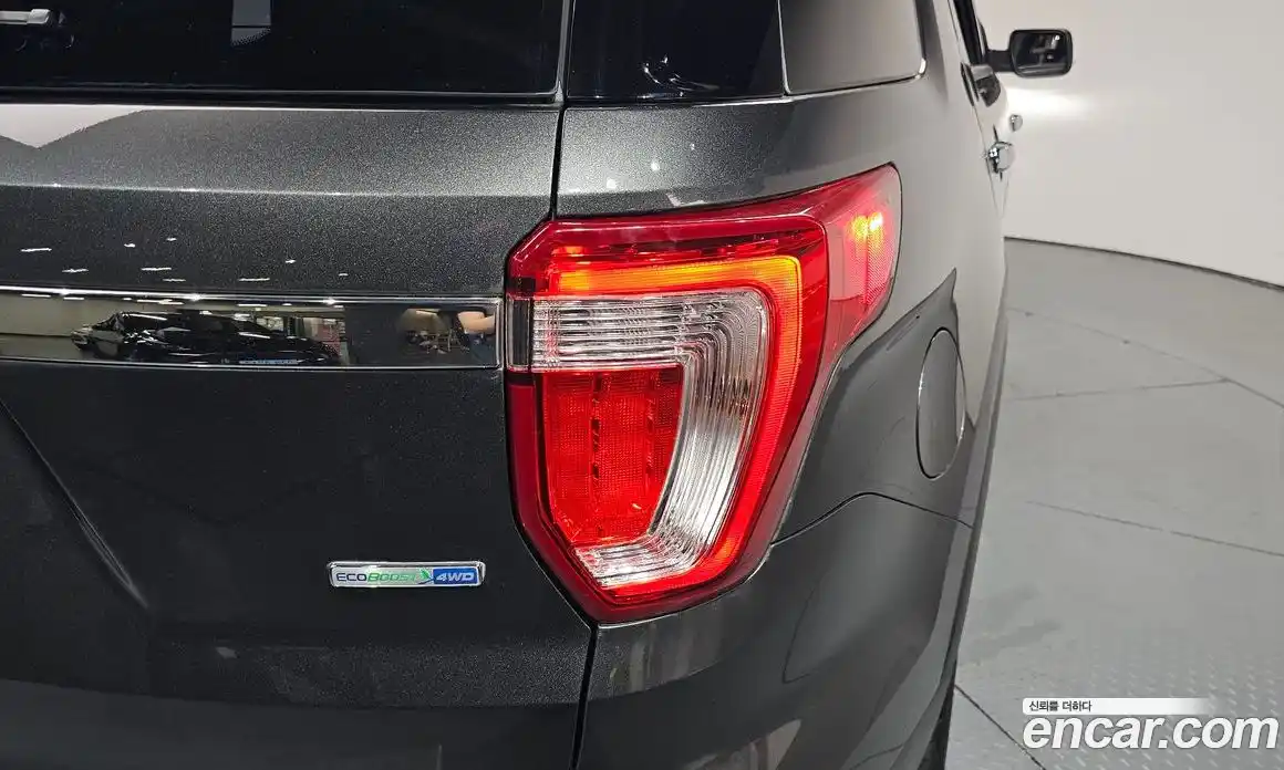 Ford Explorer 2015 2.3 автомат (гидро), фото 8