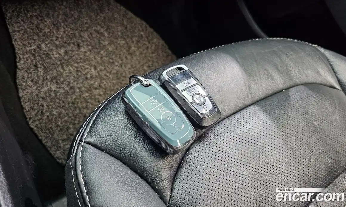 Ford Explorer 2019 2.3 автомат (гидро), фото 19