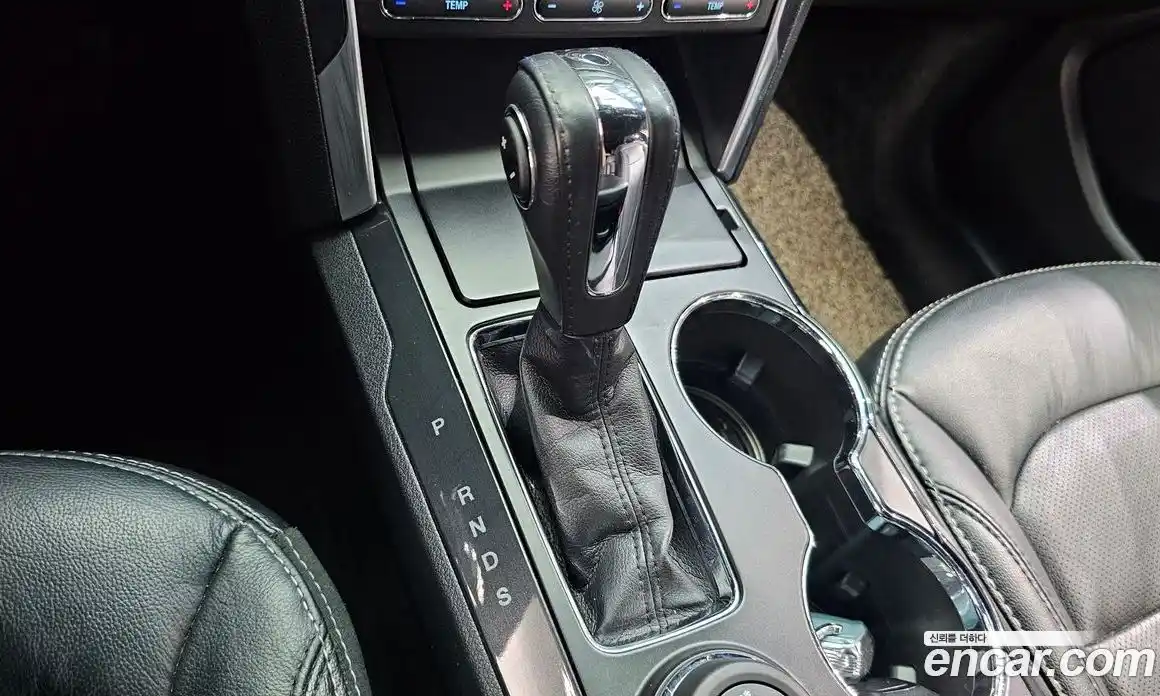 Ford Explorer 2019 2.3 автомат (гидро), фото 9