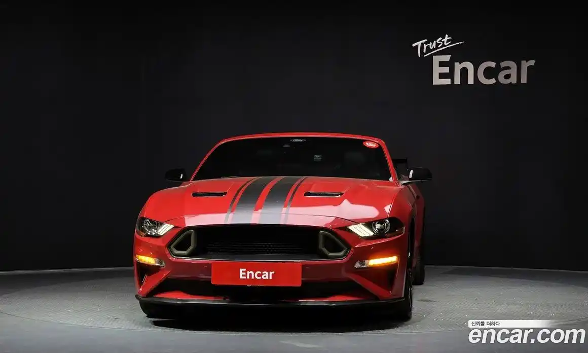 Ford Mustang 2018 2.3 автомат (гидро), фото 3