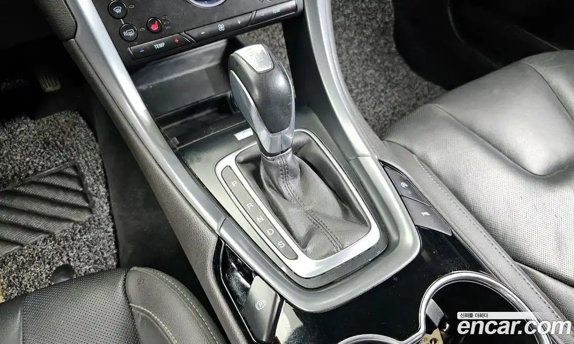 Ford Mondeo 2016 2.0 автомат (гидро), фото 9