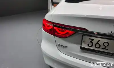 Jaguar XF 2017 2.0 автомат (гидро), миниатюра 9 Jaguar XF 2017 2.0 автомат (гидро), миниатюра 9