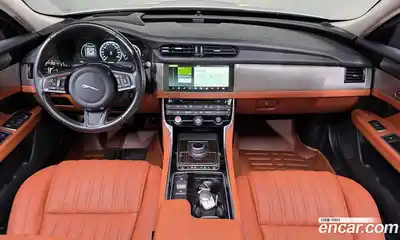 Jaguar XF 2017 2.0 автомат (гидро), миниатюра 10 Jaguar XF 2017 2.0 автомат (гидро), миниатюра 10