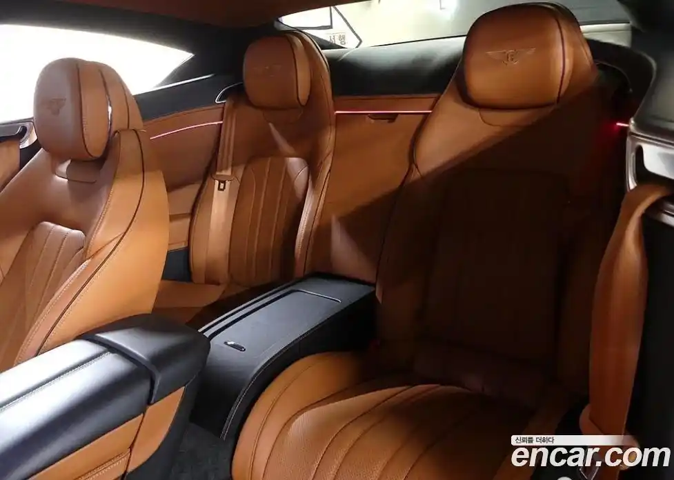 Bentley Continental 2018 6.0 автомат (гидро), фото 18 Bentley Continental 2018 6.0 автомат (гидро), фото 18