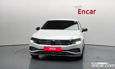 Volkswagen Passat 2022 2.0 автомат (гидро), миниатюра 3