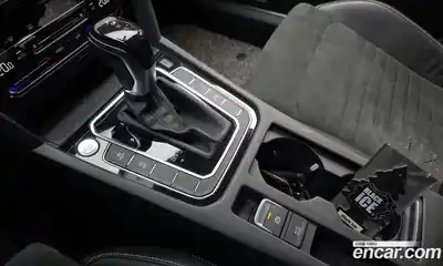 Volkswagen Passat 2022 2.0 автомат (гидро), миниатюра 9