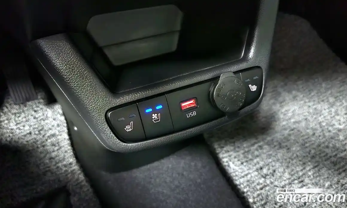 Kia Ray 2024 1.0 автомат (гидро), фото 18