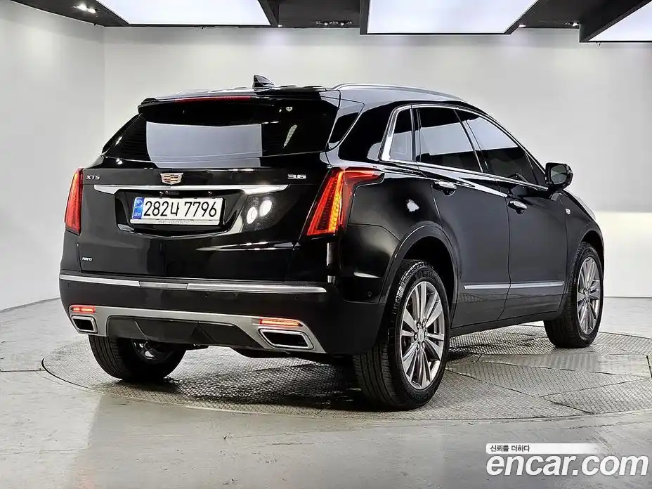 Cadillac XT5 2023 3.6 автомат (гидро), фото 2 Cadillac XT5 2023 3.6 автомат (гидро), фото 2