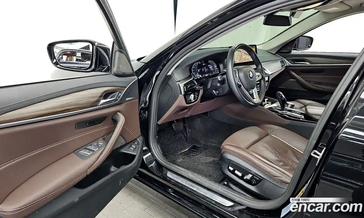 BMW 5 серия 2023 2.0 автомат (гидро), фото 9