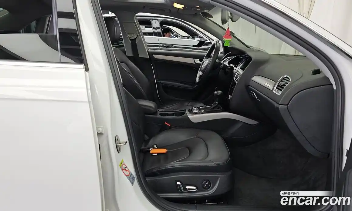 Audi A4 2013 2.0 автомат (гидро), фото 11